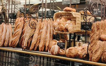 Les baguettes, pains, pains spéciaux de la boulangerie pâtisserie Eiffel